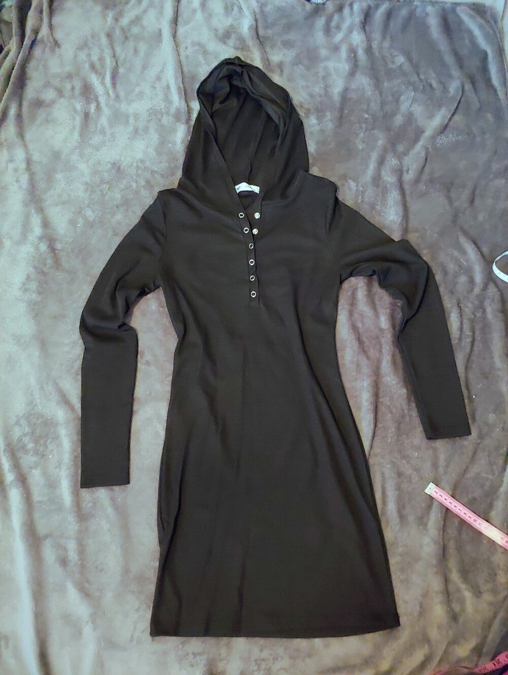 NWT * BLACK HOODED V-NECK BODYCON DRESS * XL * BUTTON DETAIL * RIBBED